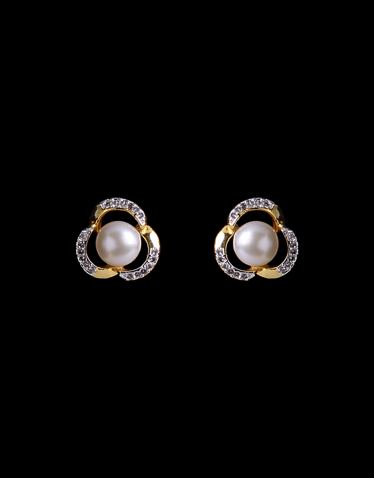 Buy Releve Pearl Stud Earrings Online | CaratLane