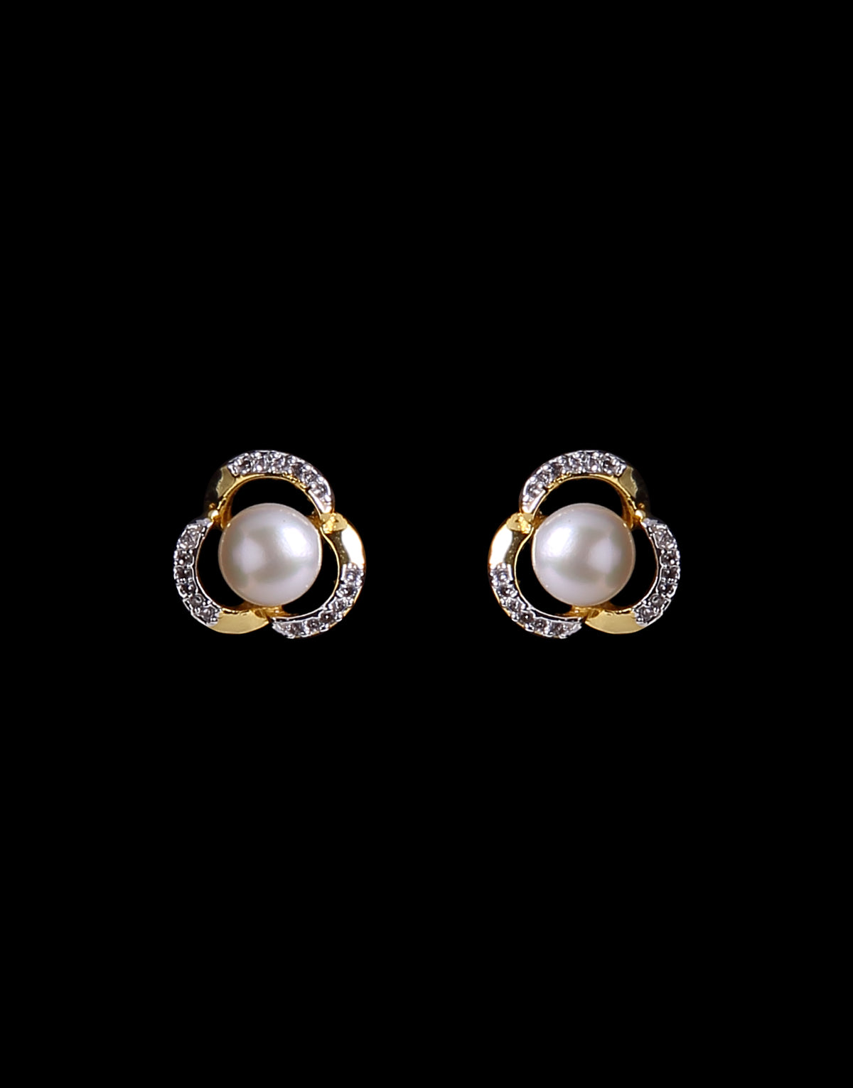 Freshwater Pearl With Cubic Zircon Fancy Stud